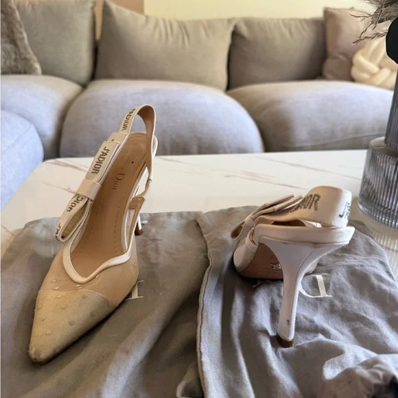 Dior Cream Heels Elegant Design - Picture 6 of 6